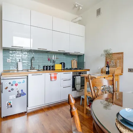 Family Friendly Flat Close To The Old Town And Parks *